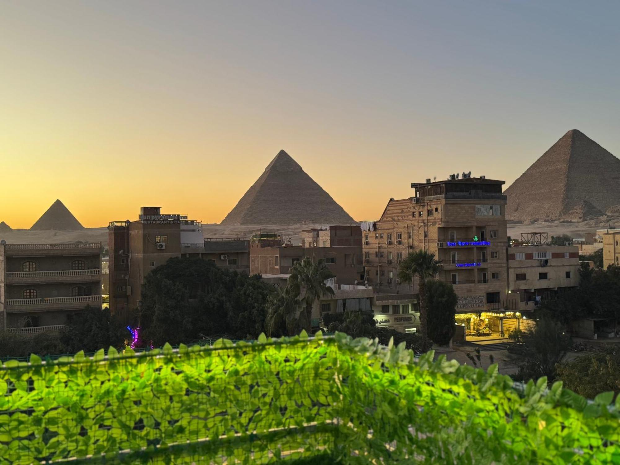 فندق Nefertiti Pyramids View القاهرة المظهر الخارجي الصورة